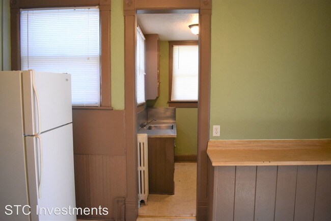 Building Photo - 3 br, 1 bath House - 521 N. Lafayette #1