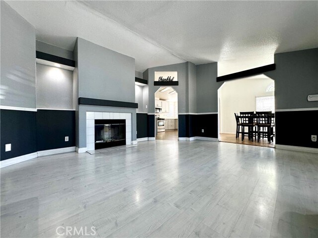 Foto del edificio - 22970 Cory Ln