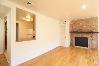 Building Photo - 931 Spruce St