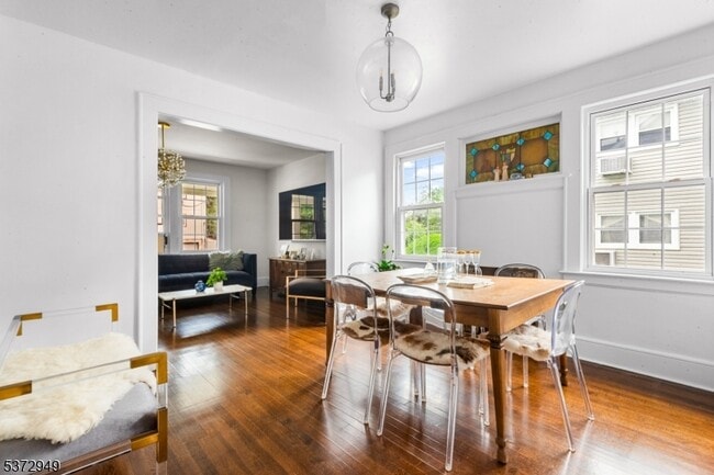 Building Photo - 46 Bellevue Ave