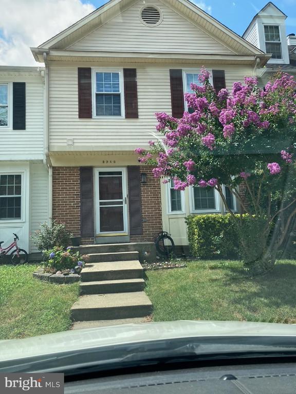 Foto principal - 8946 Waldren Way