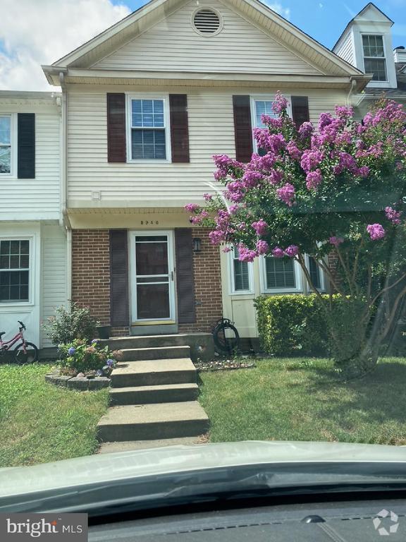 Building Photo - 8946 Waldren Way