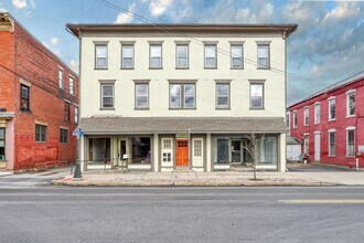 Building Photo - 112-114 Market St