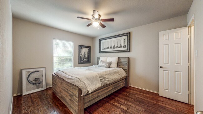 Foto del edificio - 1321 Paige St