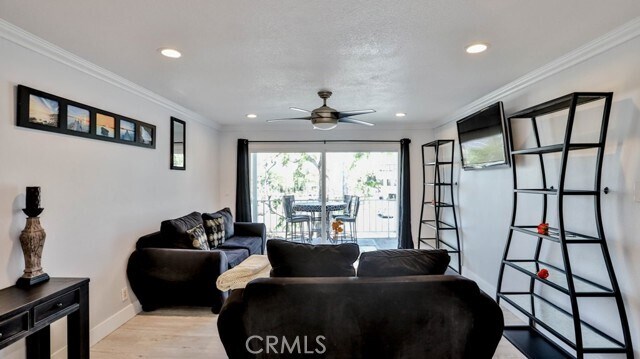 Foto del edificio - 300 Cagney Ln