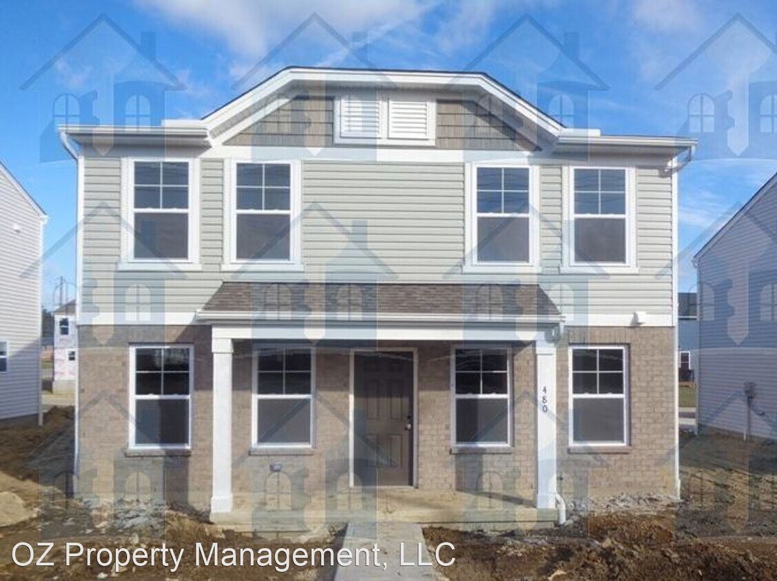 4 br, 2.5 bath House 480 West Kemper Road, House for Rent in