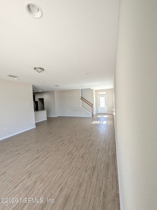 Building Photo - 100 Golden Fern Dr