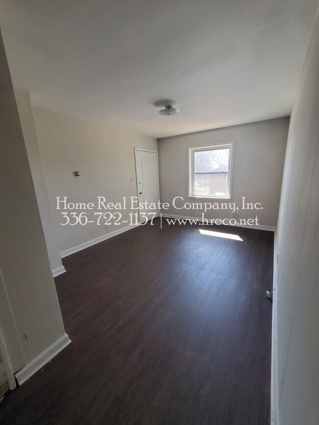 Foto del edificio - 2332 N Cherry St