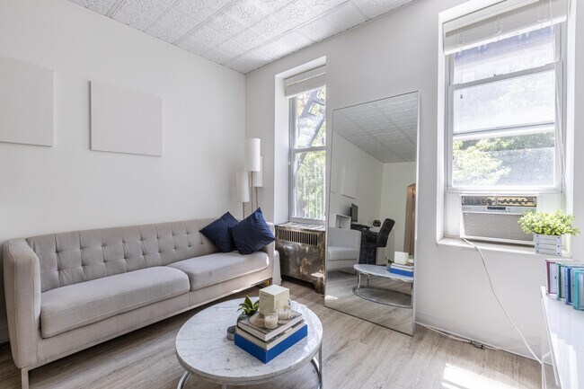 Foto del edificio - 343 E 51st St