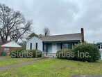 Primary Photo - 1107 E 3rd St