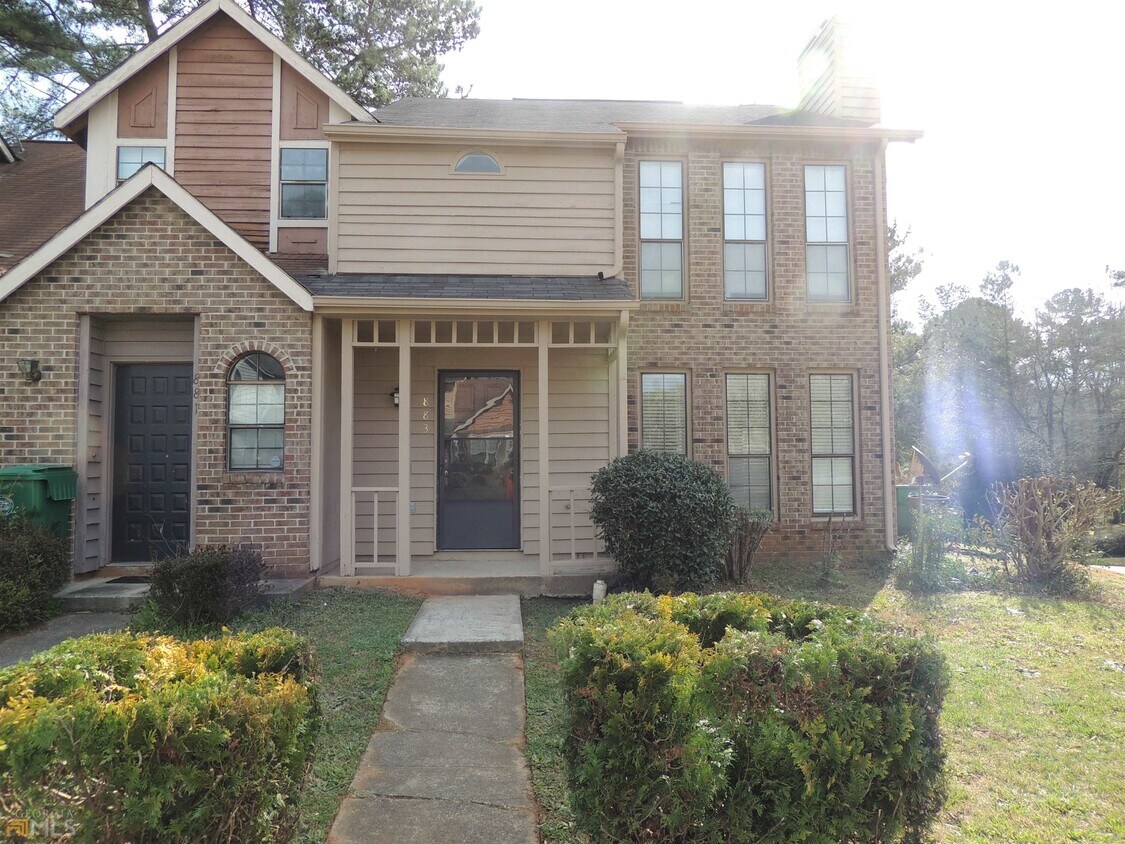 Primary Photo - 883 Heritage Oaks Dr