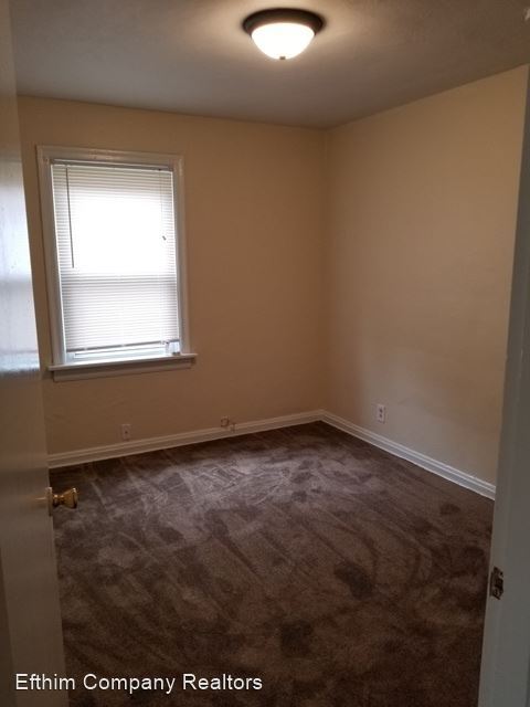 Building Photo - 3 br, 1.5 bath House - 6845 Roberts Ave.