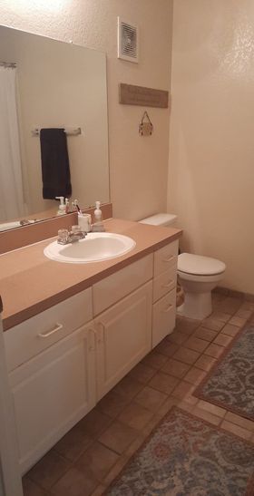 bathroom - 135 Largs Ct