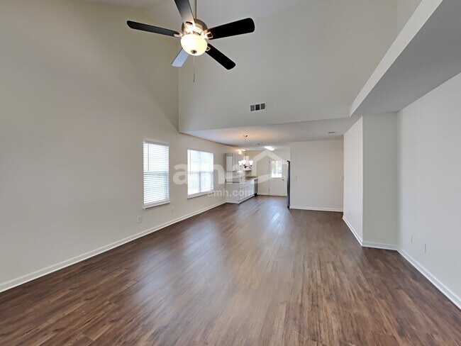 Foto del edificio - 1703 Chris Drive