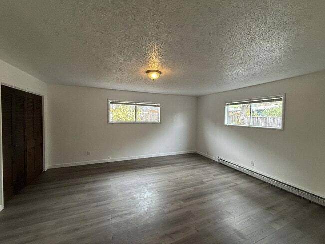 Building Photo - 3761 Willamette St