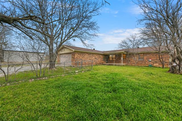 Building Photo - 6225 Silver Creek Azle Rd