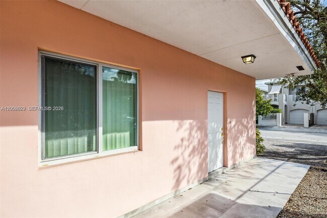 Foto del edificio - 3134 Hibiscus St