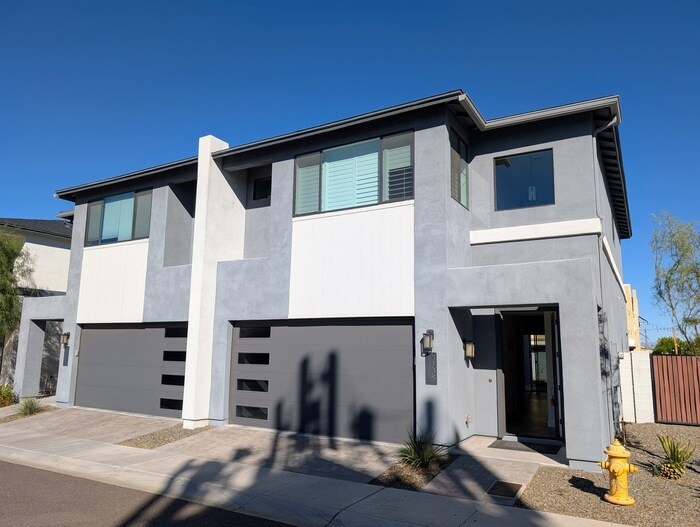 Primary Photo - Artisan Duette 4br w/pool, garage and spor...