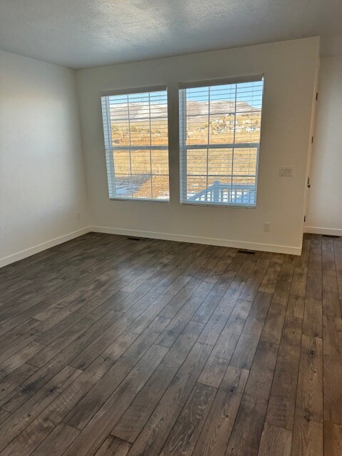 Building Photo - 2629 Barnwood Ln