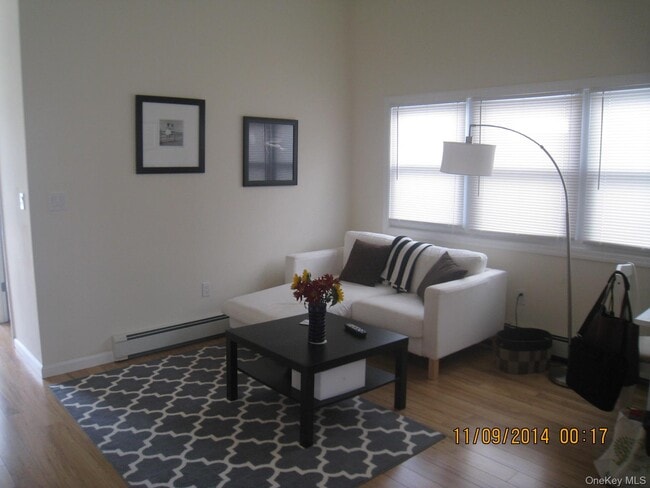 Foto del edificio - 82 California St