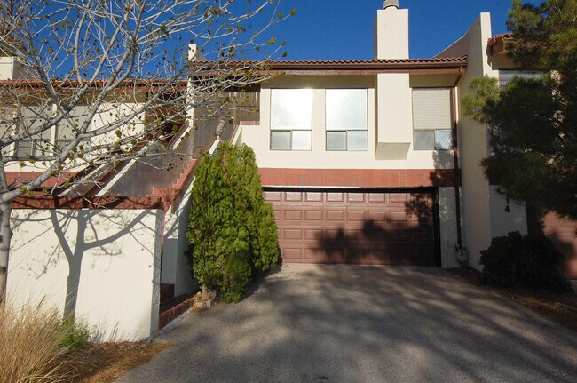 Building Photo - 216 Canyon Terrace Dr