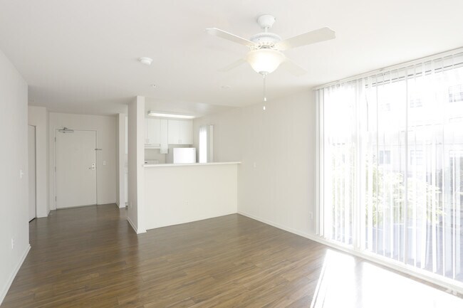 Interior Photo - 900 F Street