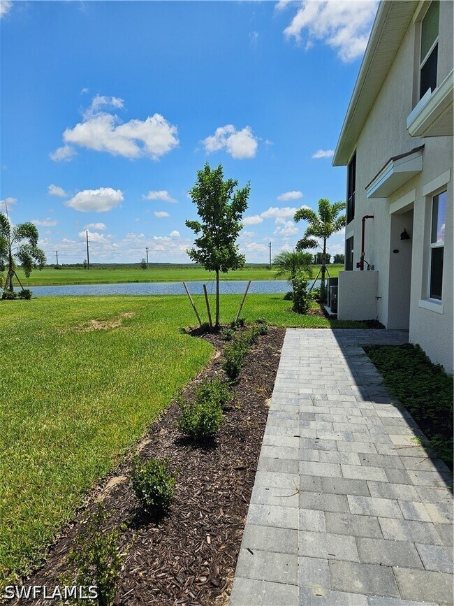 Foto del edificio - 6044 Ellerston Wy