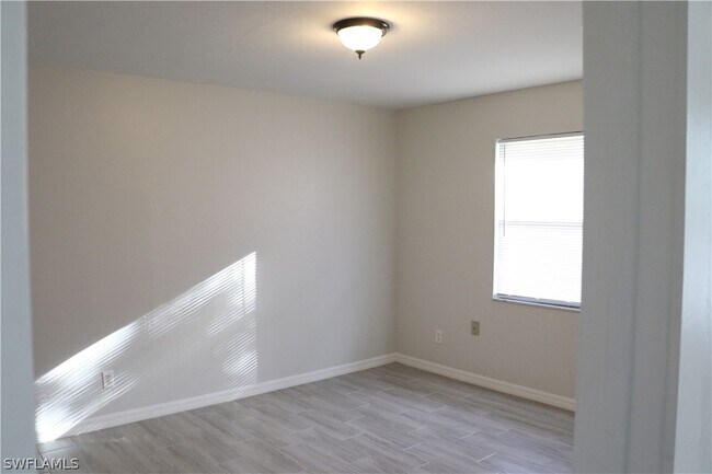 Foto del edificio - 4240 Arlington Ave