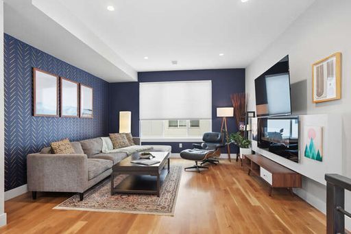 Building Photo - Charming City Living Near Downtown Denver ...