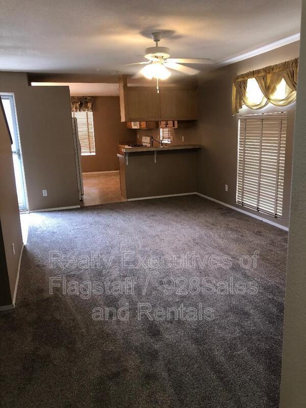 Foto del edificio - 1303 S. Mark Lane