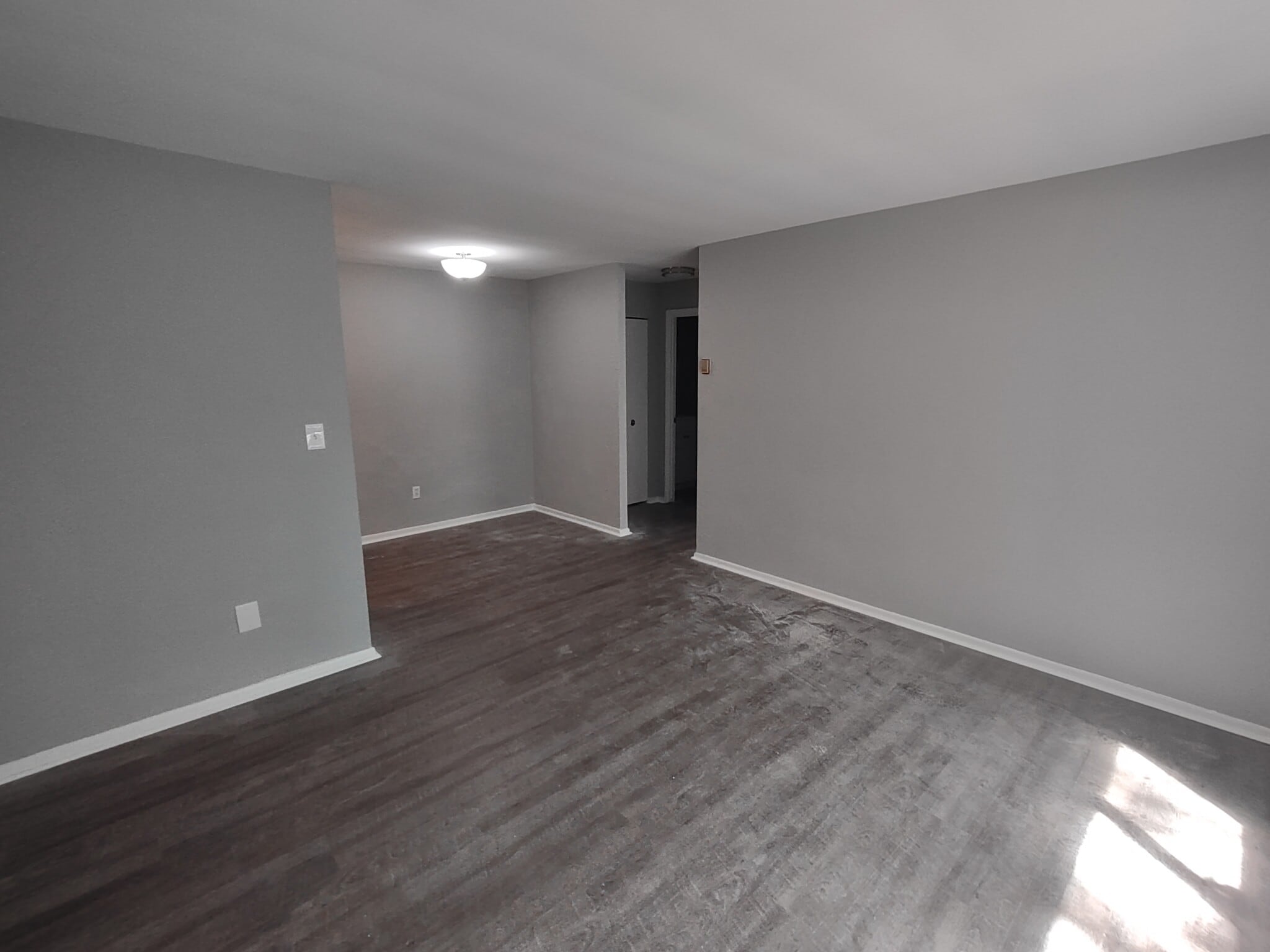 Creekside Apartments – photo 3