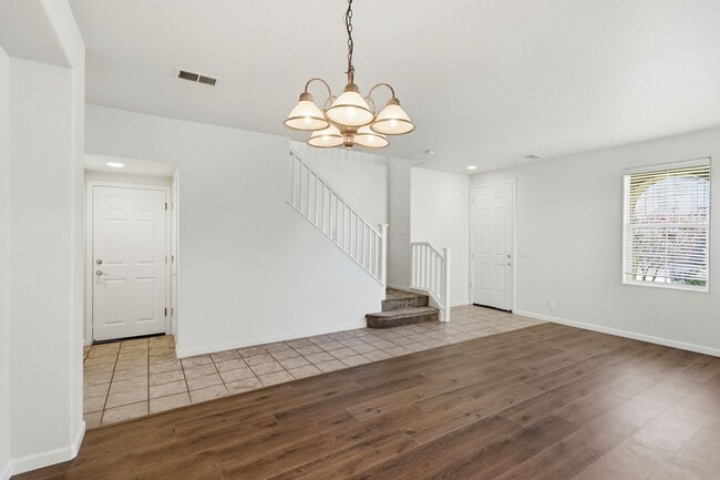 Foto del edificio - Seaview Ranch Neighborhood!