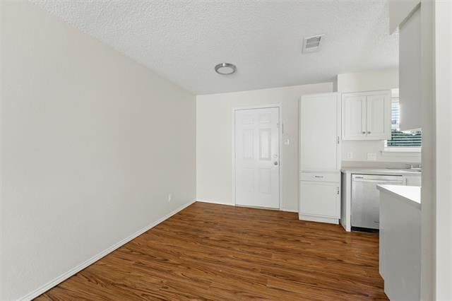Building Photo - 401 N 7th St