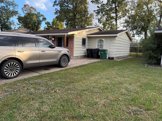 Foto del edificio - 7626 Rhobell St