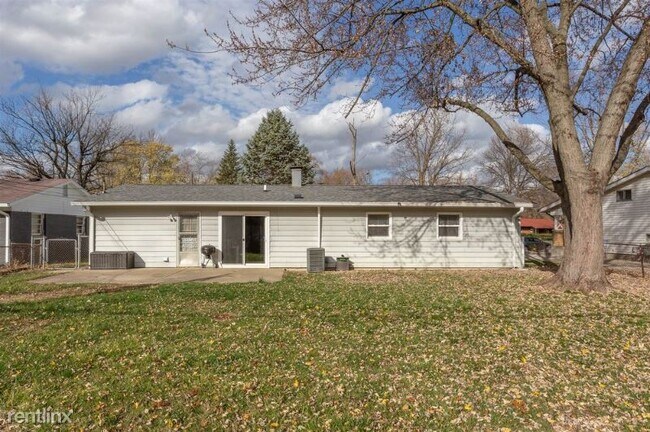 Building Photo - 3 br, 1 bath House - 7435 E 50th St