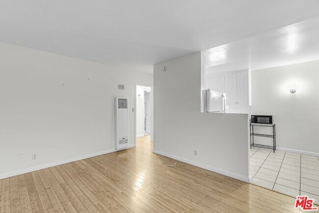 Foto del edificio - 11842 Venice Blvd.