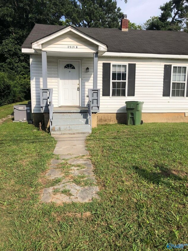 Primary Photo - 2510 Huntsville St NW