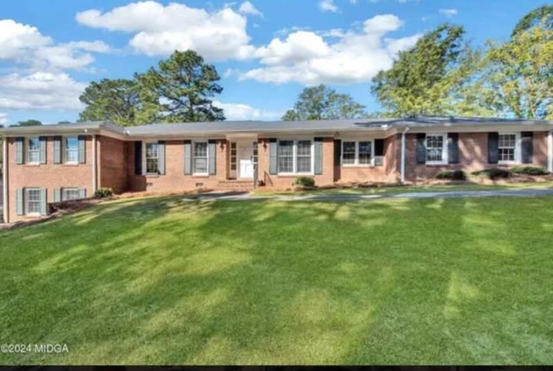 Foto principal - 780 Captain Kell Dr