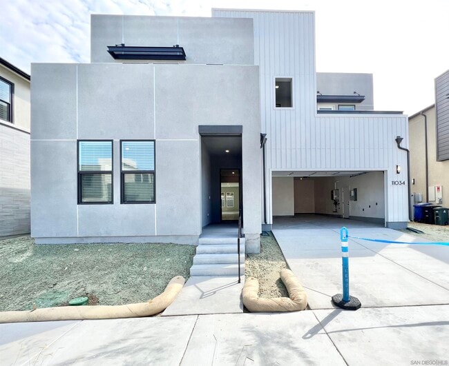 Building Photo - 11034 Mount Blanc Dr