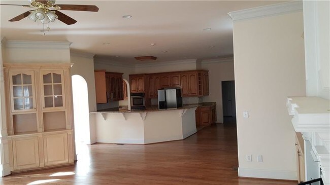 Building Photo - 4001 Regency Lake Trail