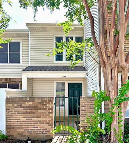 Foto principal - 838 Creekside Dr