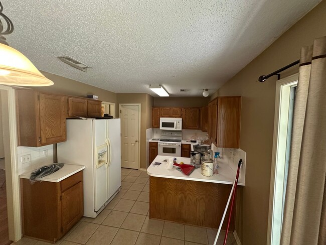 Building Photo - Beautiful 3 Bed, 2 Bath Home in Springdale! Available 8/1