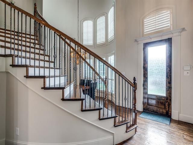 Building Photo - 6403 Del Norte Ln