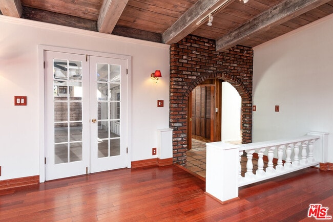 Foto del edificio - 14842 Morrison St