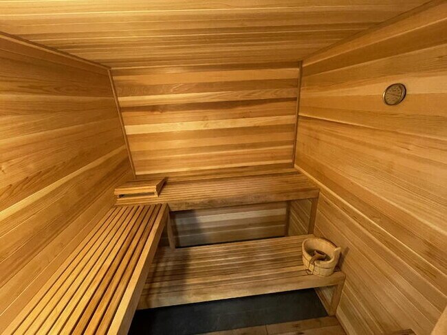 Foto del edificio - 1717 Ala Wai Blvd