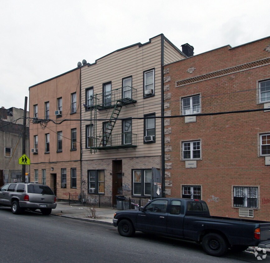 Building Photo - 94 Central Ave