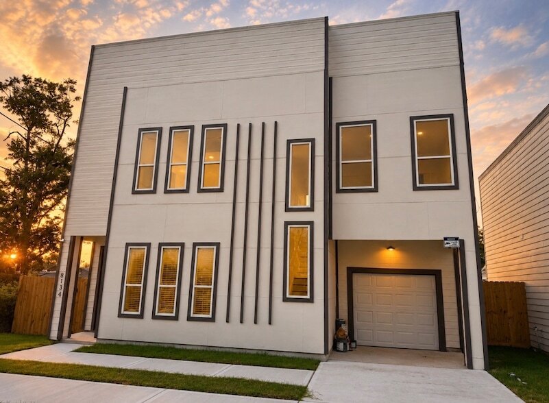 Photo - 8134 Penrod Street Unit