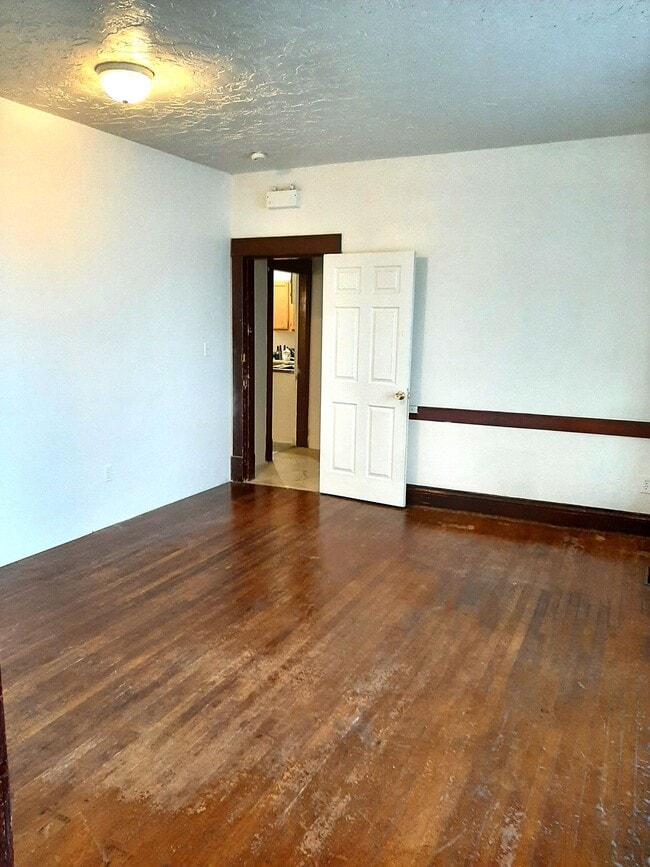 Foto del edificio - (1614 8th Ave)