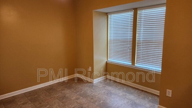 Building Photo - 6105 Belgreen Ct