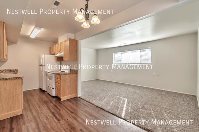 Building Photo - 7768 S Candlelite Ln